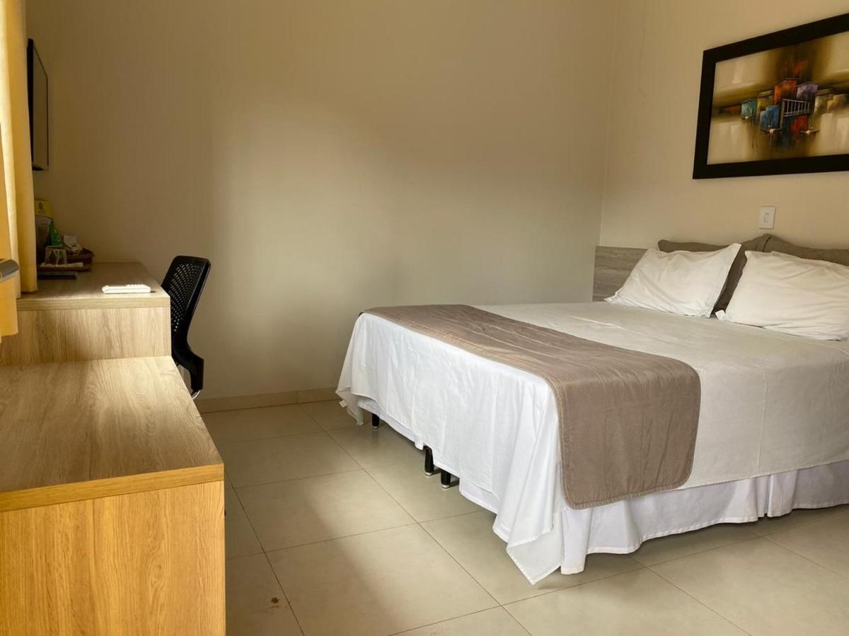Rossi Hotel Comodoro Exterior photo